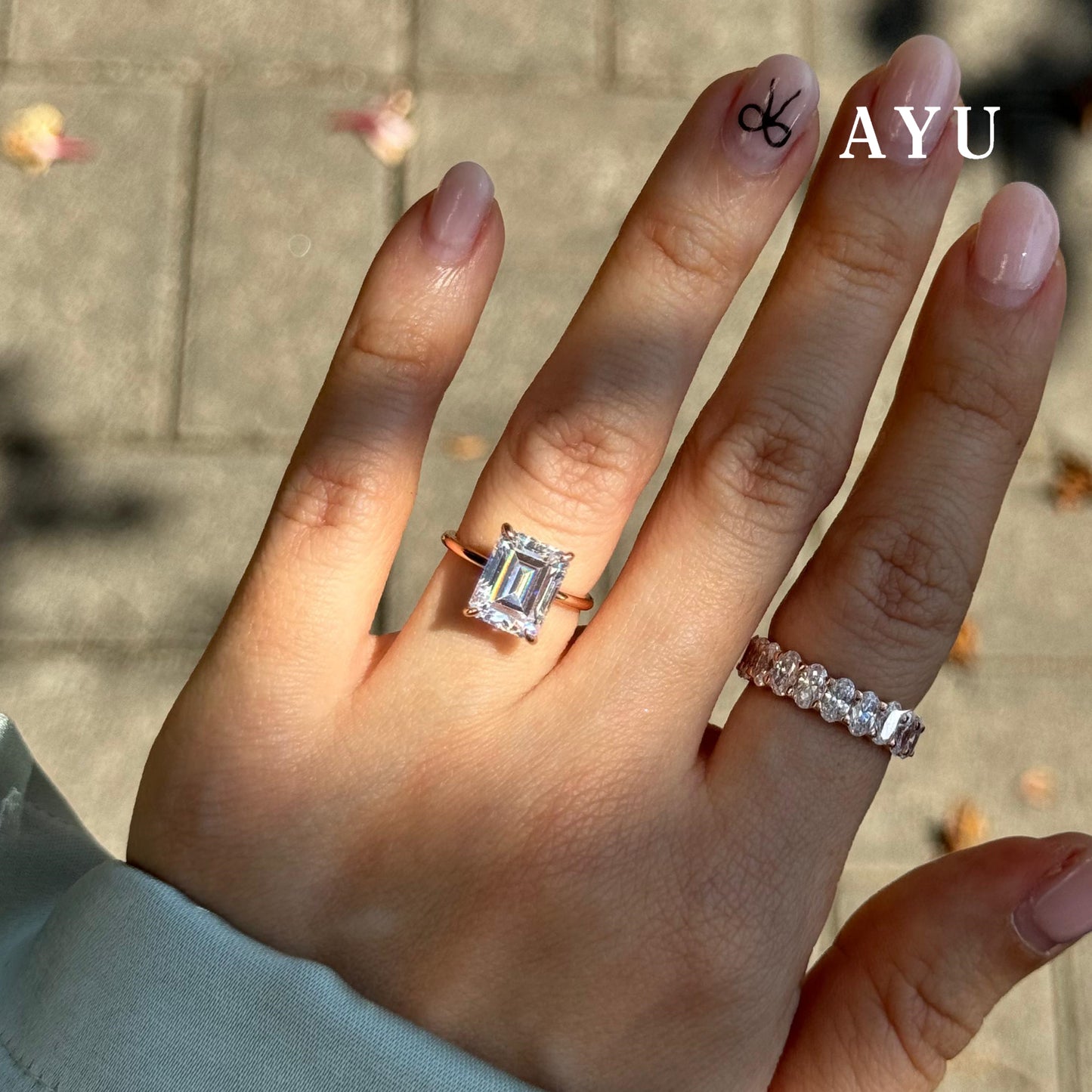 AYU Cincin Emas - The AYU Setting In Glam Emerald Cut 17k Rose Gold