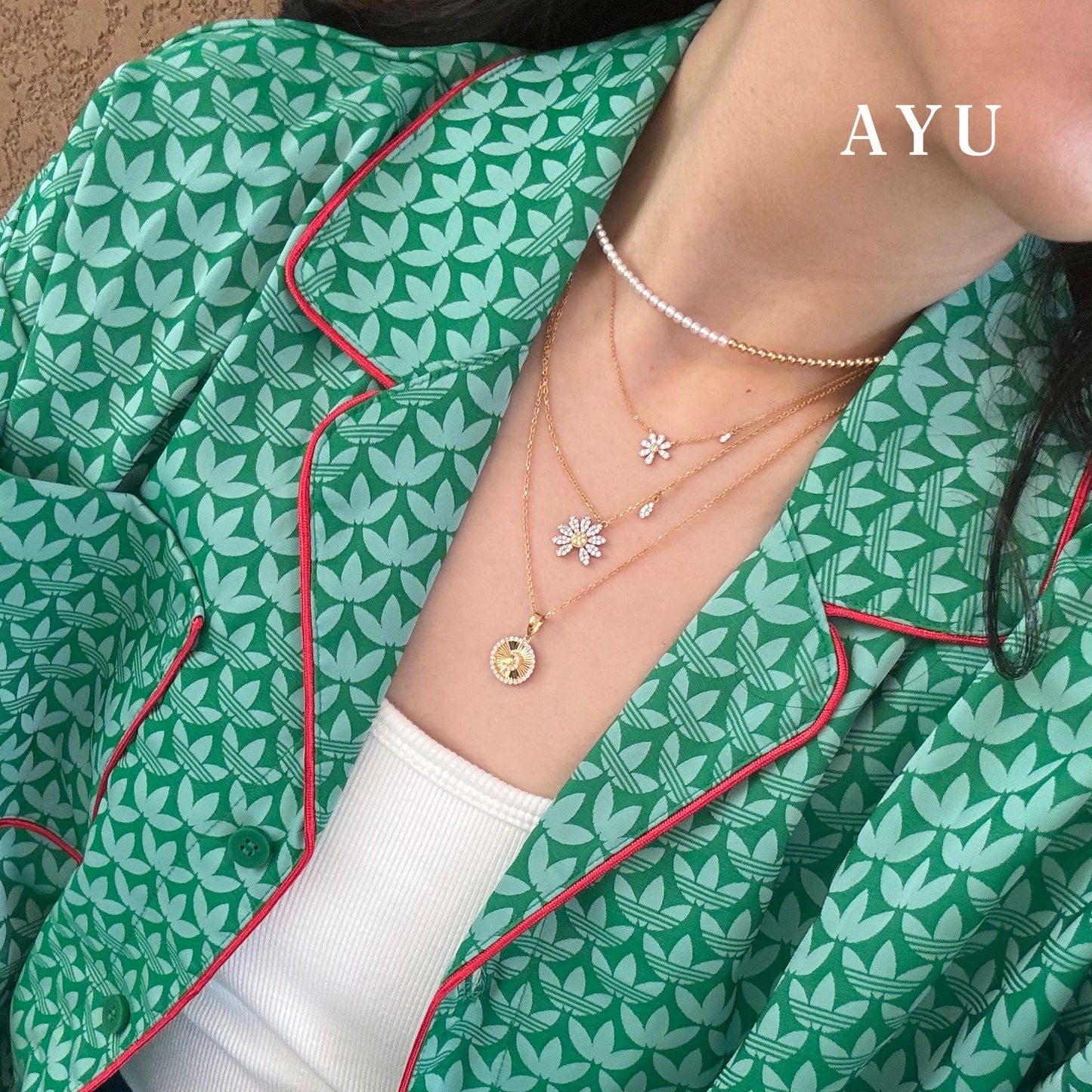 AYU Kalung Emas - G Daisy Chain Necklace 16k Yellow Gold