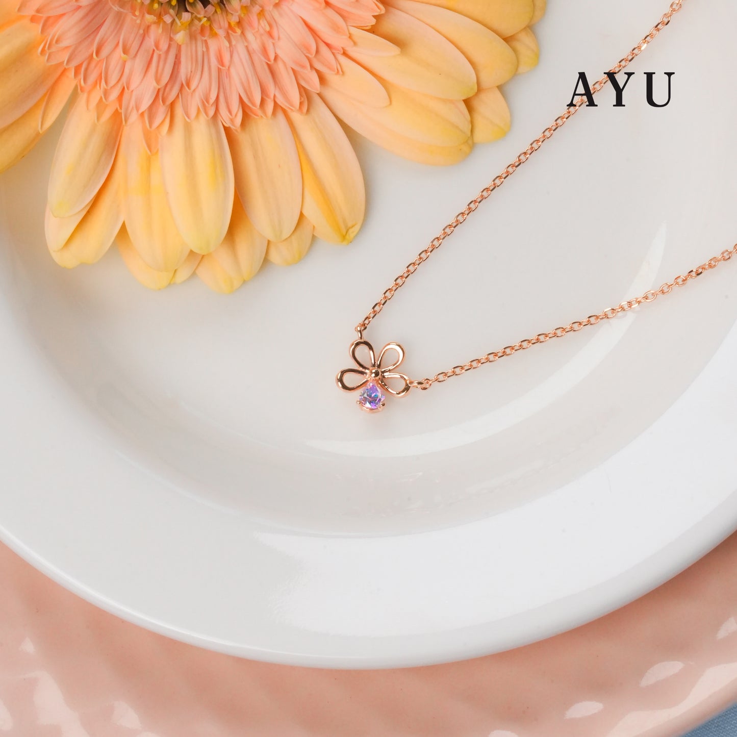 AYU Kalung Emas - Magical Sakura Chain Necklace 17k Rose Gold
