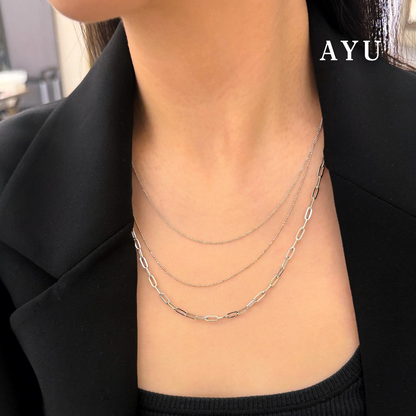 AYU Kalung Emas-Triple layer Necklace 17k White Gold