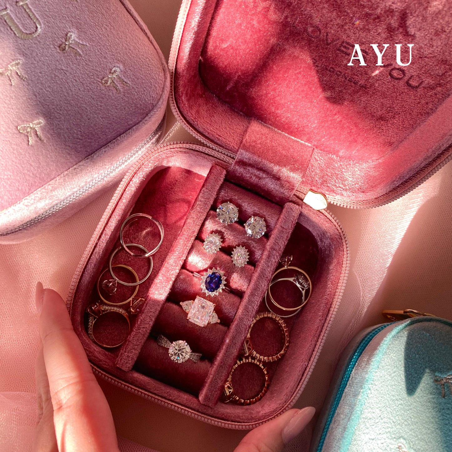 AYU Kotak Perhiasan - Ribbon Velvet Jewellery Box