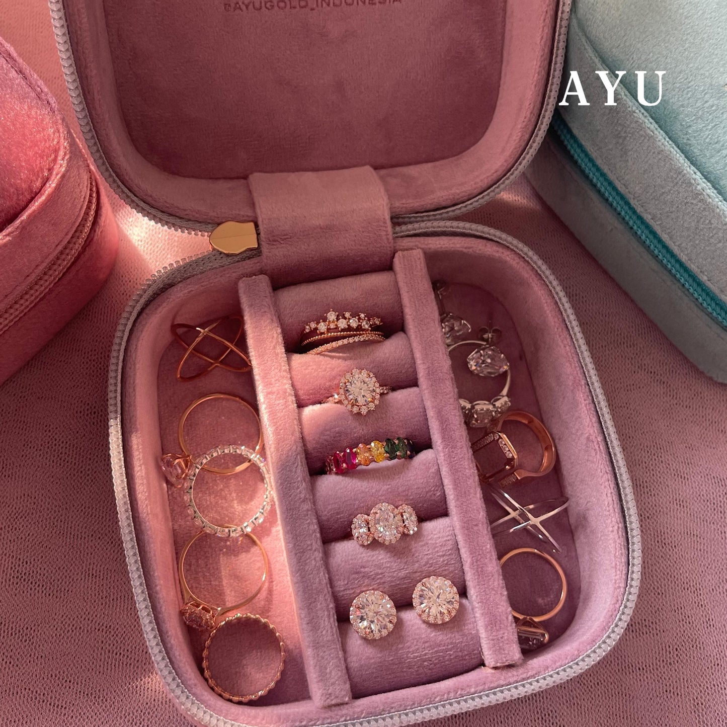 AYU Kotak Perhiasan - Ribbon Velvet Jewellery Box