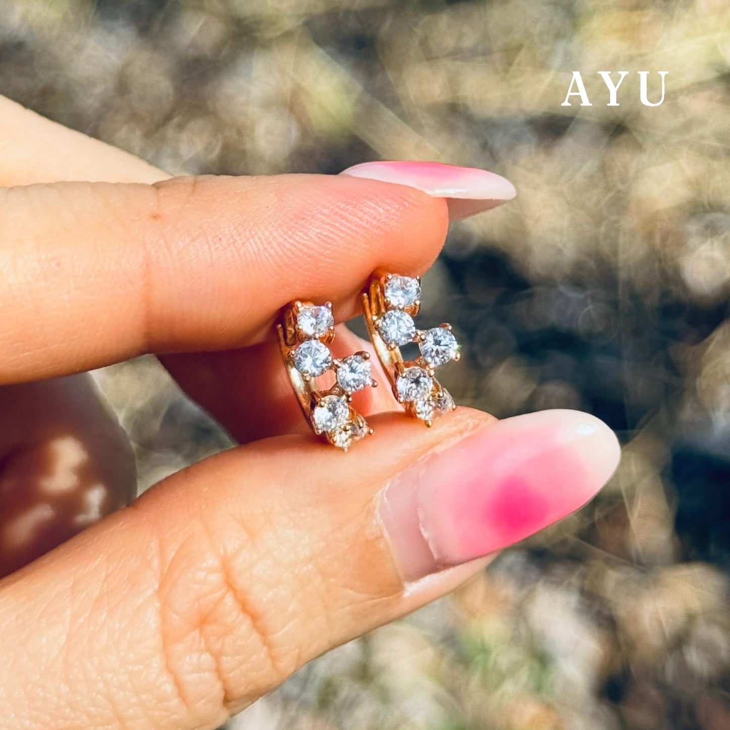 AYU Anting Emas - Milky Way Huggies 16k Yellow Gold