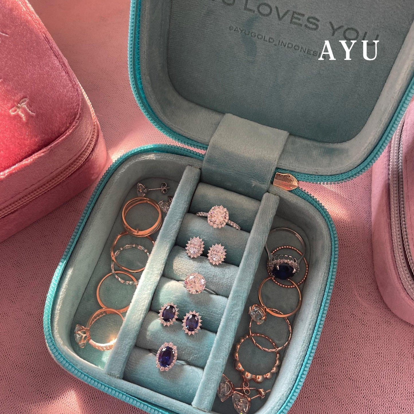 AYU Kotak Perhiasan - Ribbon Velvet Jewellery Box
