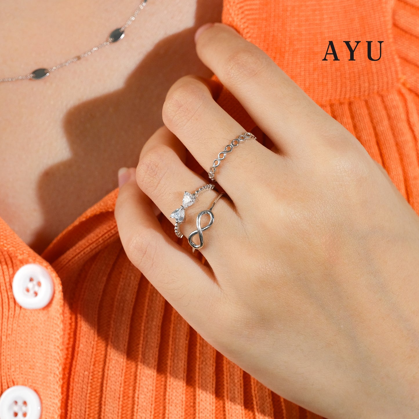 AYU Cincin Emas - Bow Hearts With Beaded Ring 17K White Gold