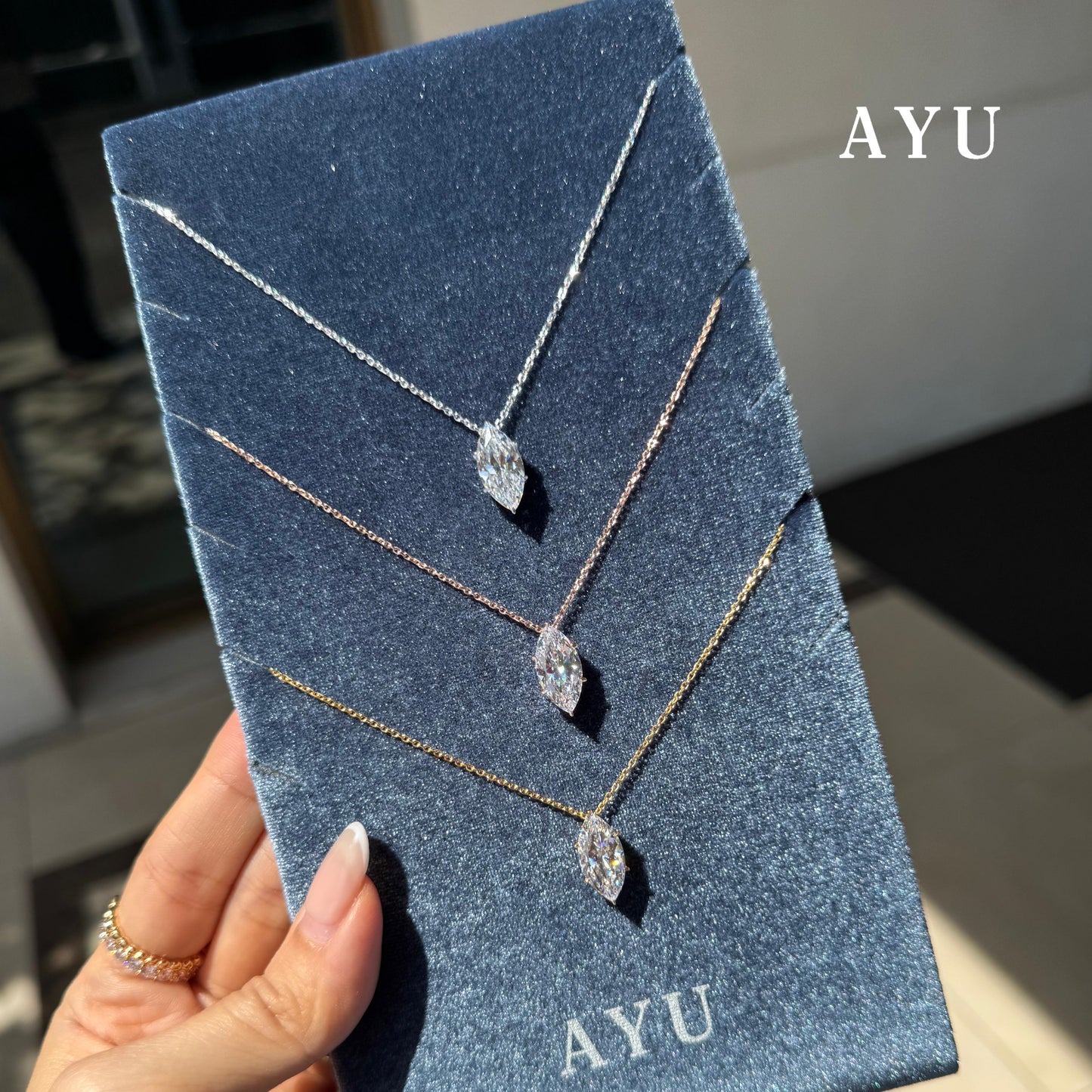 AYU Kalung Emas - The Glam Sella Cut Necklace 17k Rose Gold