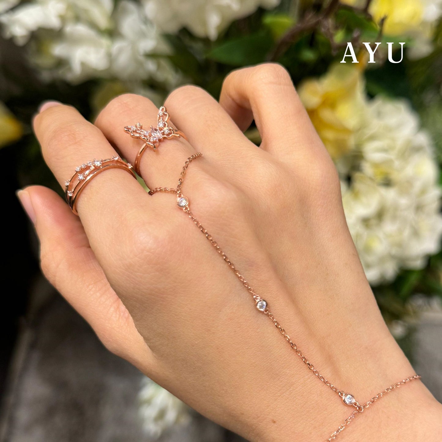 AYU 3 Mini Bezel Hand Chain Bracelet 17k Rose Gold