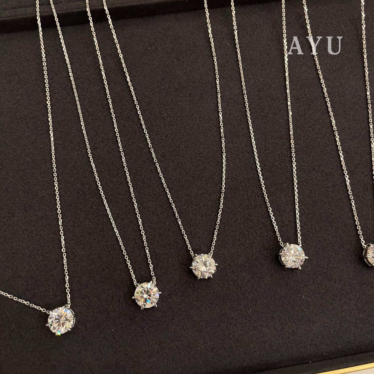 AYU Kalung Emas - Gigi Glam 6 Prong With Adjustable Chain Necklace 17k White Gold