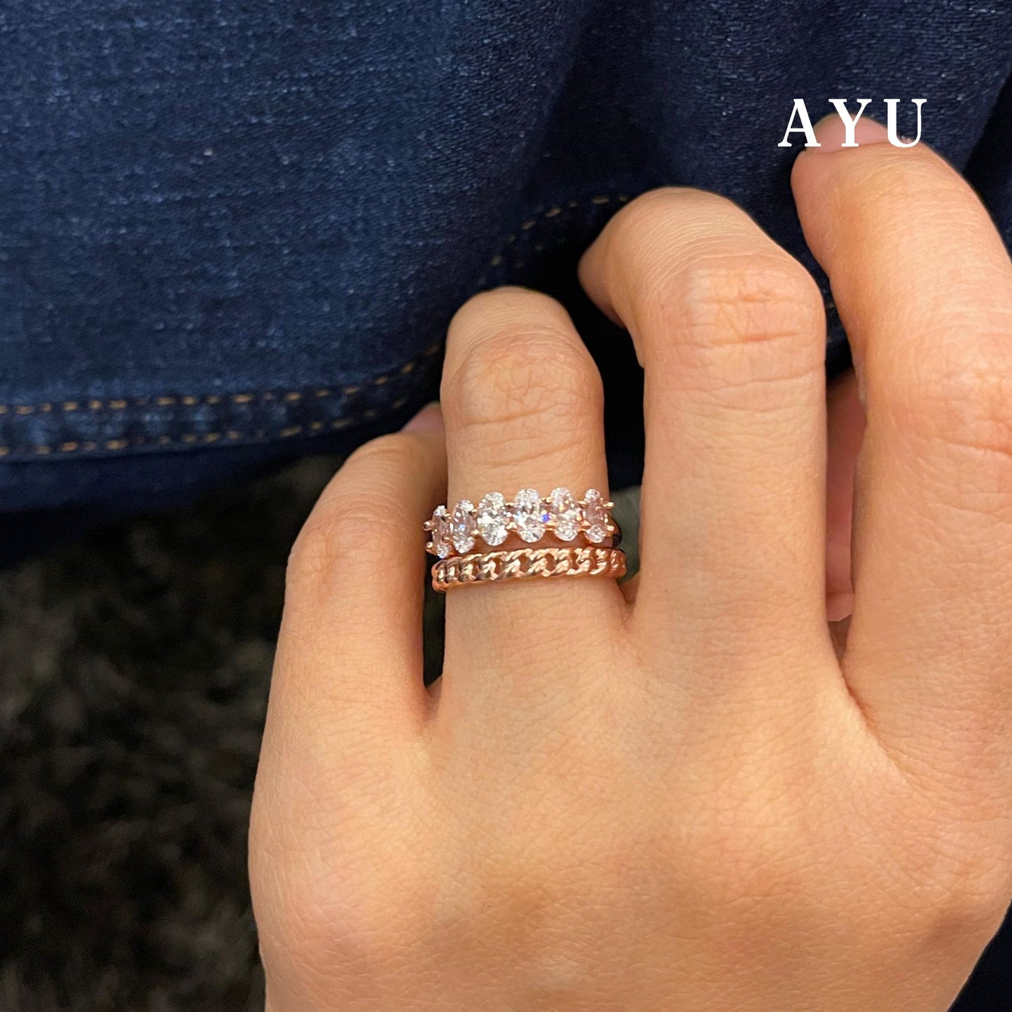 AYU Cincin Emas - Oval Half Band Eternity Ring 17K Rose Gold