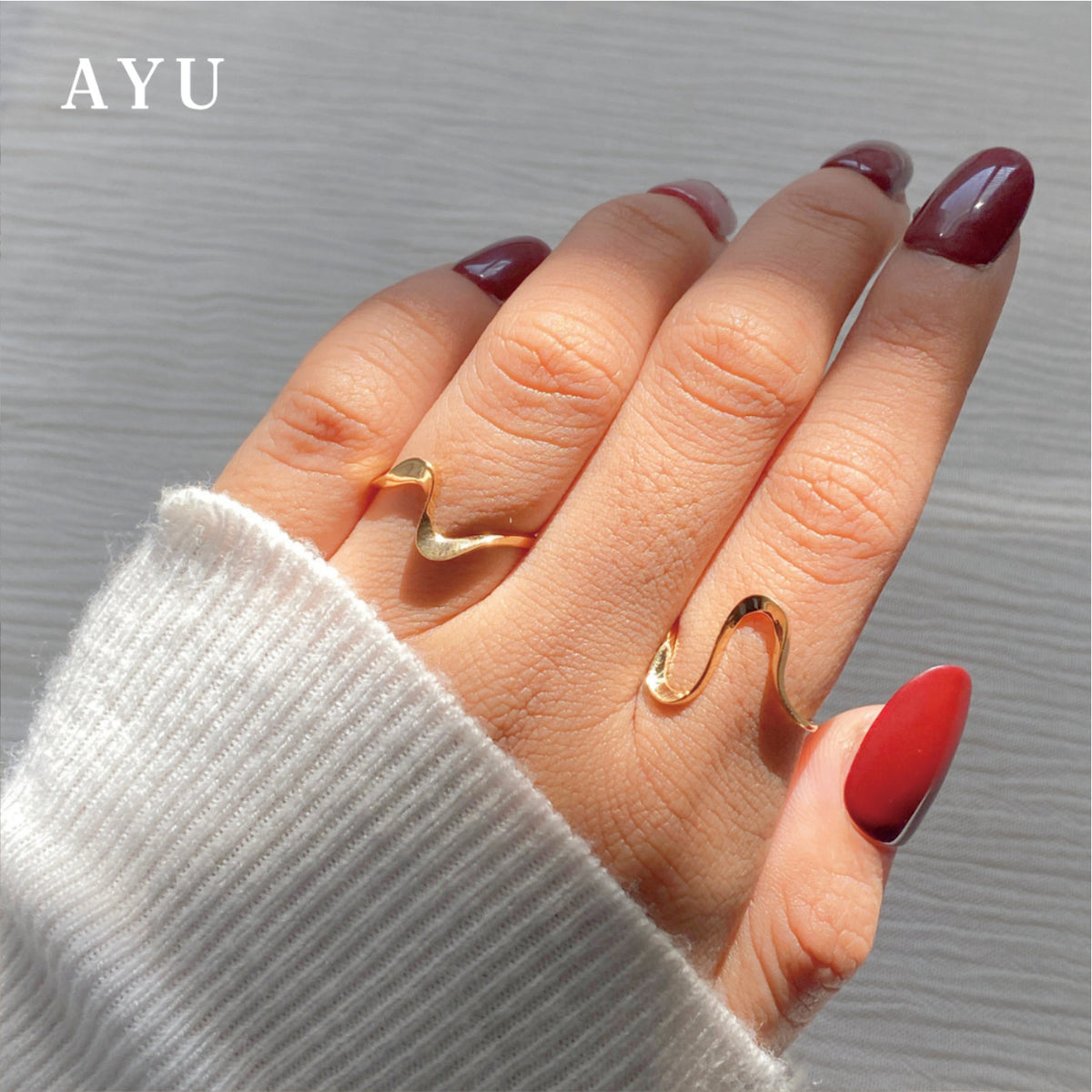 AYU Cincin Emas - Swaying Slow Wave Ring 17k White Gold