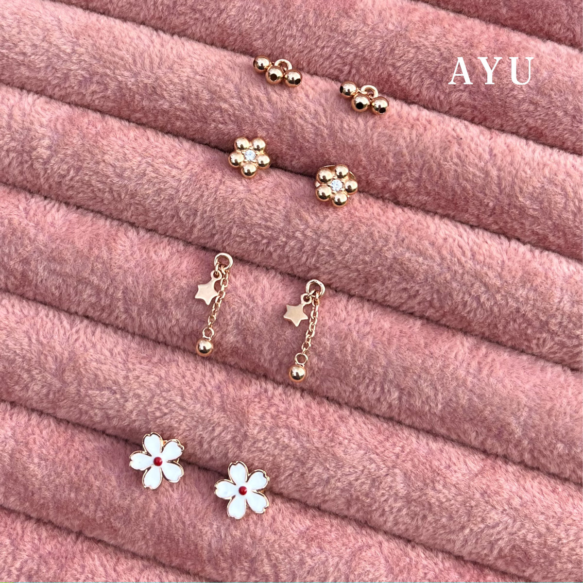 AYU Anting Emas - Kawaii Sakura Studs 17k White Gold