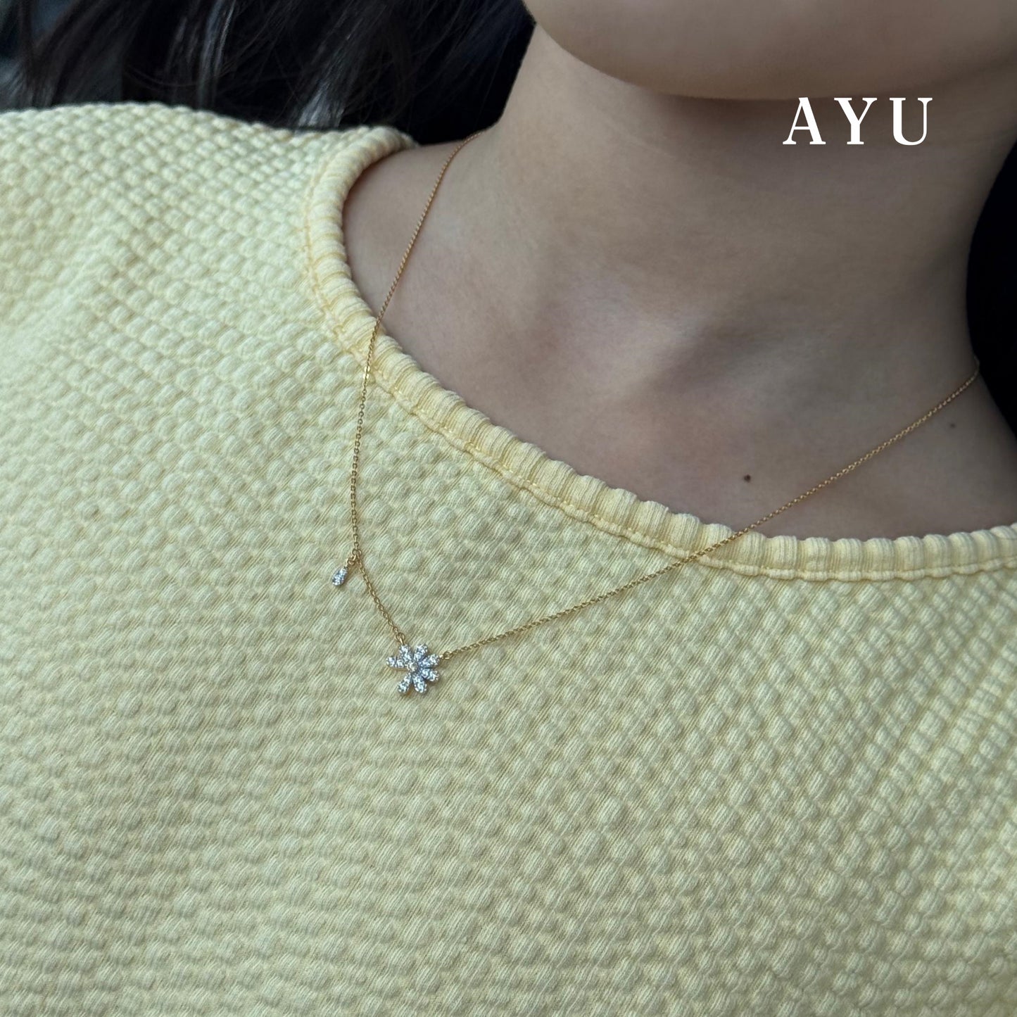 AYU Kalung Emas - G Daisy Chain Necklace 16k Yellow Gold