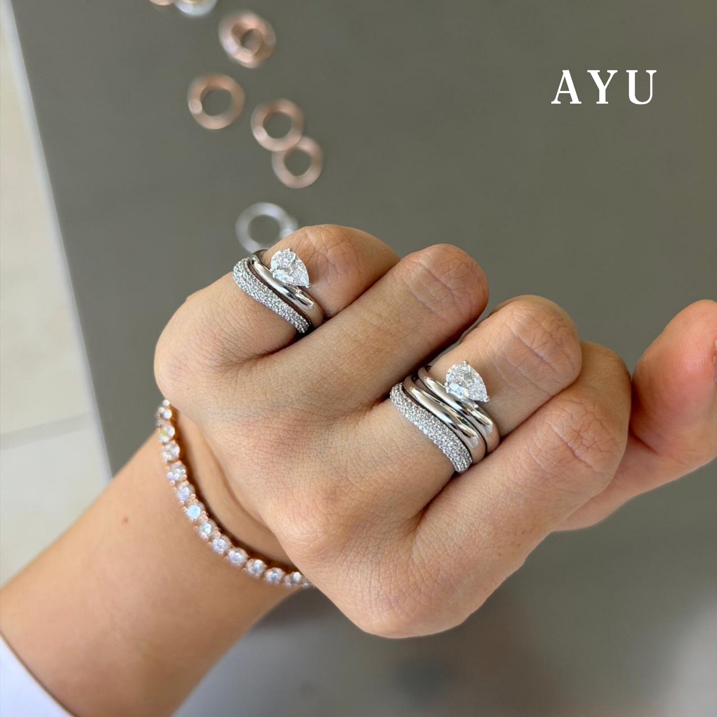 AYU Cincin Emas - Pave Floating Ring 17k White Gold