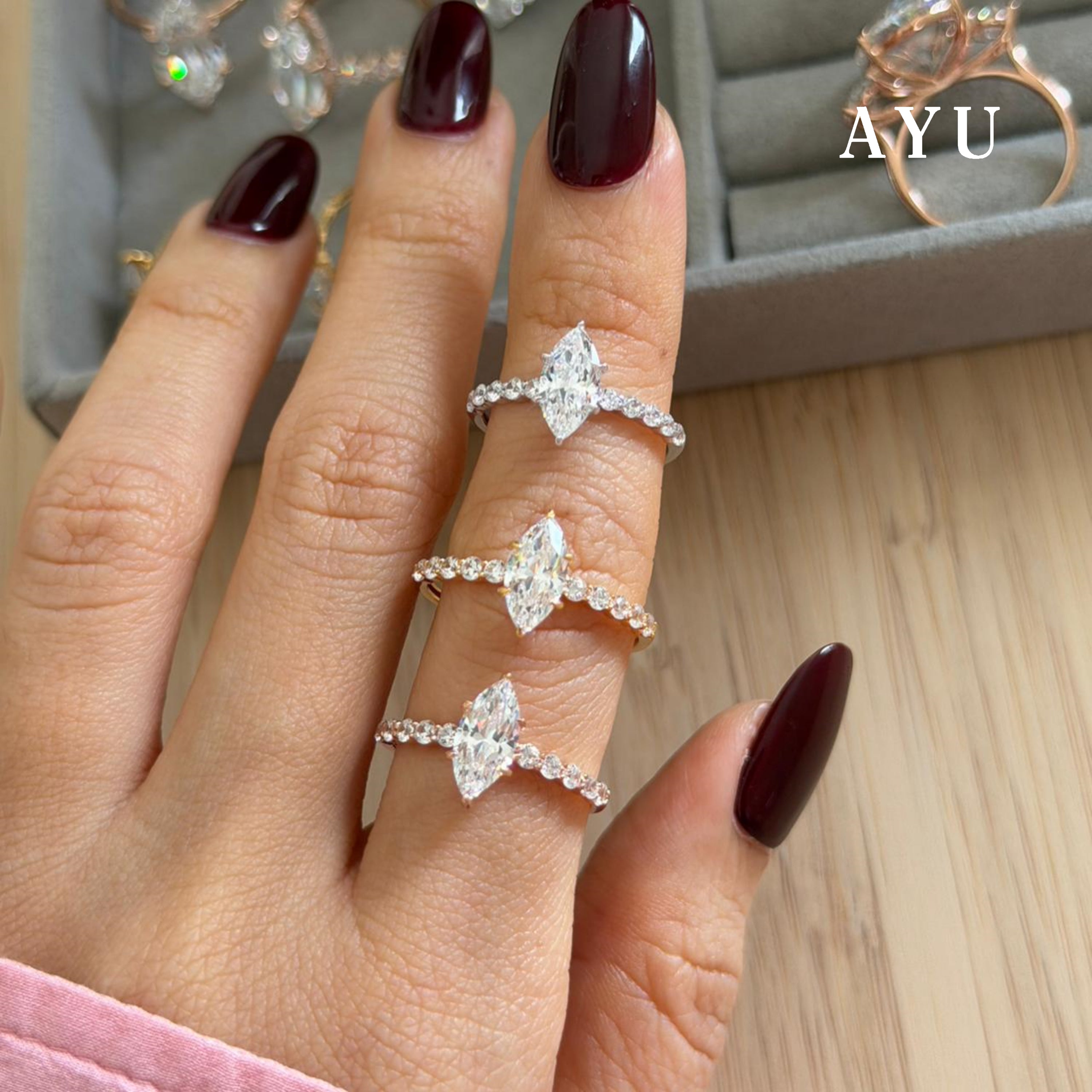 AYU Cincin Emas - The Ayu Mini Selly Ring 17k White Gold