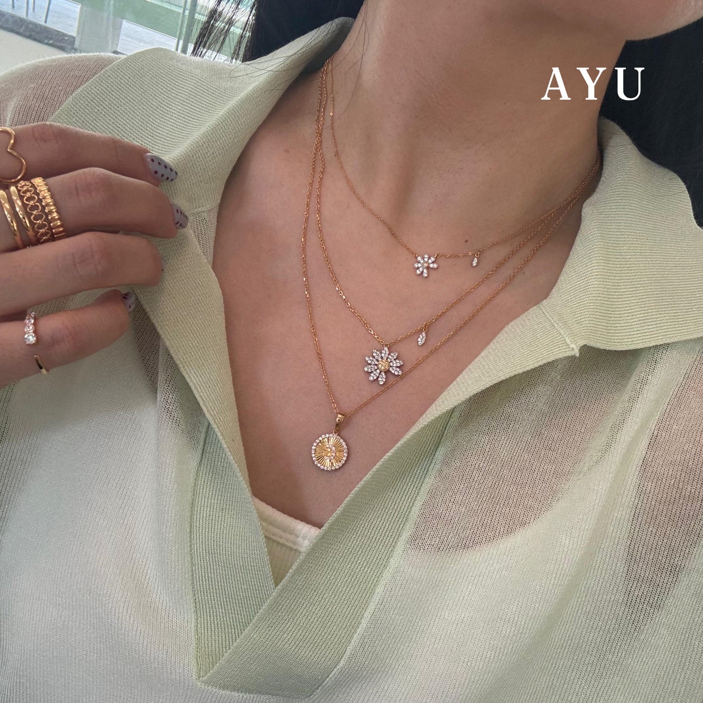 AYU Kalung Emas - G Daisy Chain Necklace 16k Yellow Gold