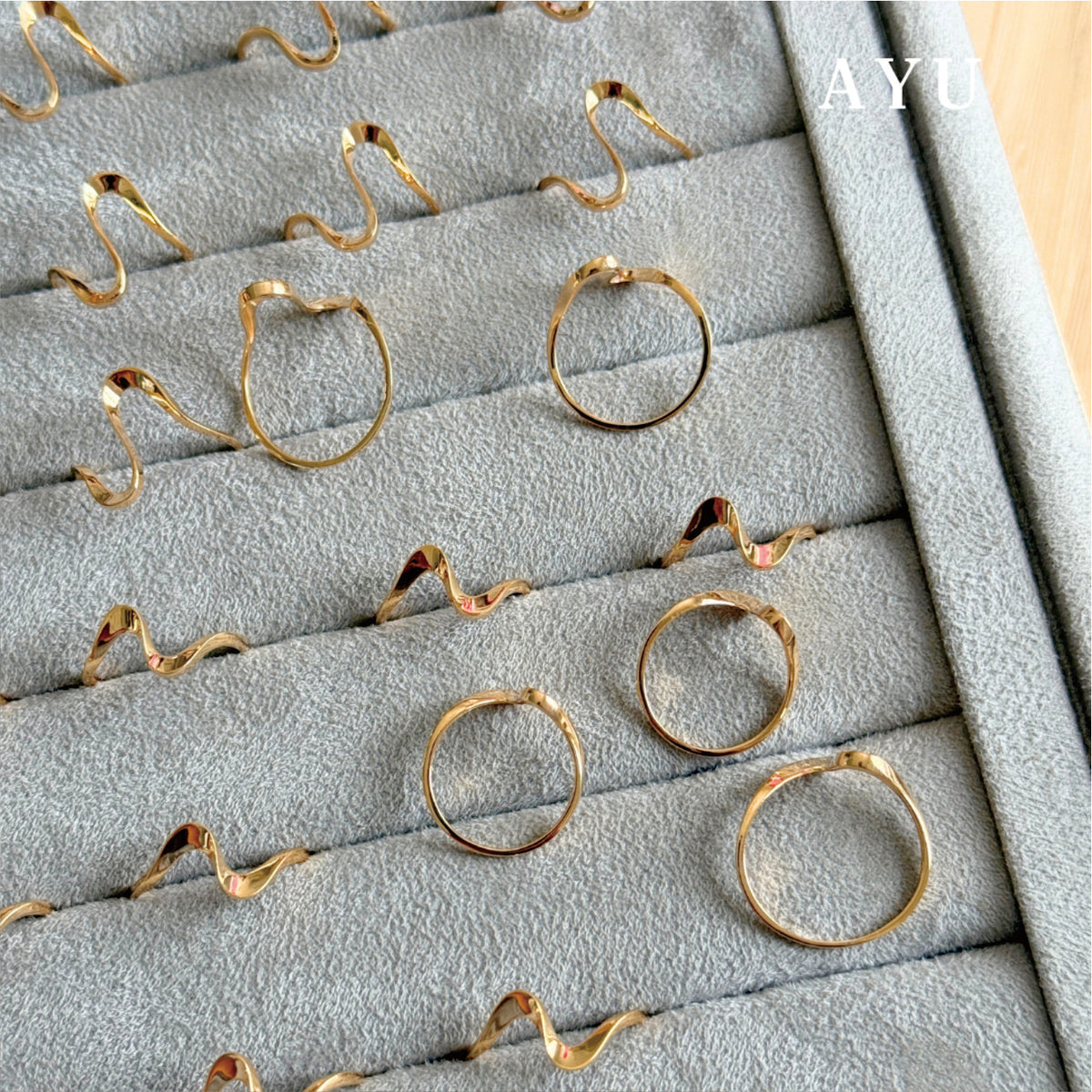AYU Cincin Emas - Swaying Slow Wave Ring 17k Rose Gold