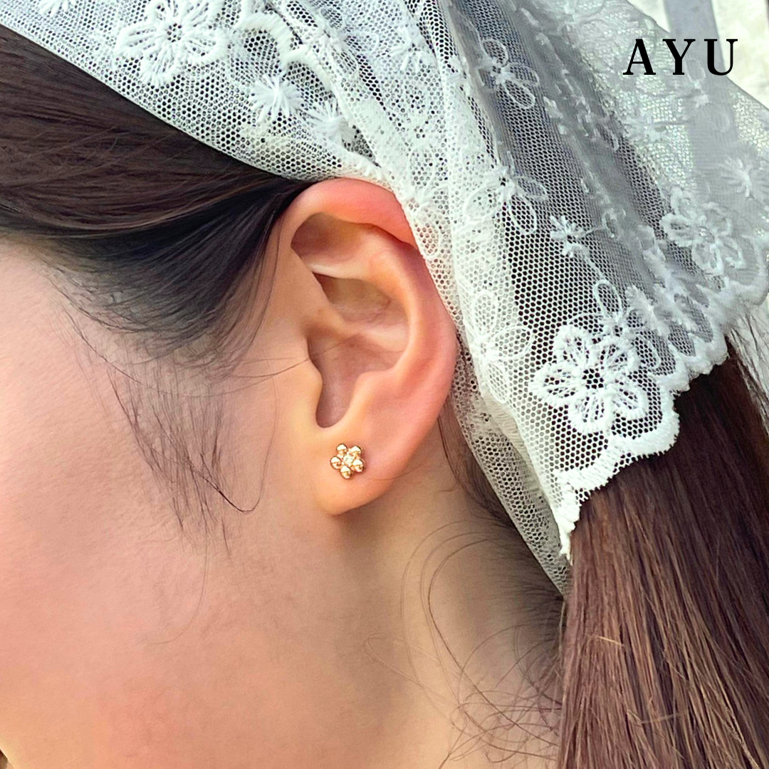 AYU Anting Emas - Mochi Flower Studs 17k Rose & White Gold