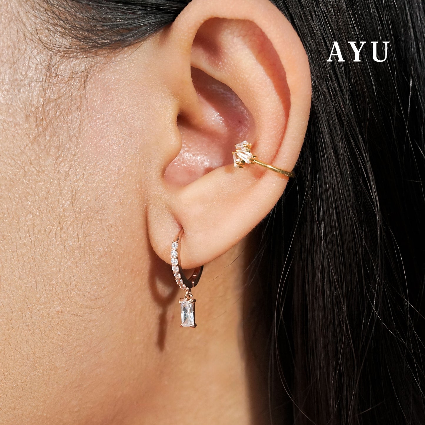 AYU Anting Emas - 3 Baguette Earcuff 16k Yellow Gold