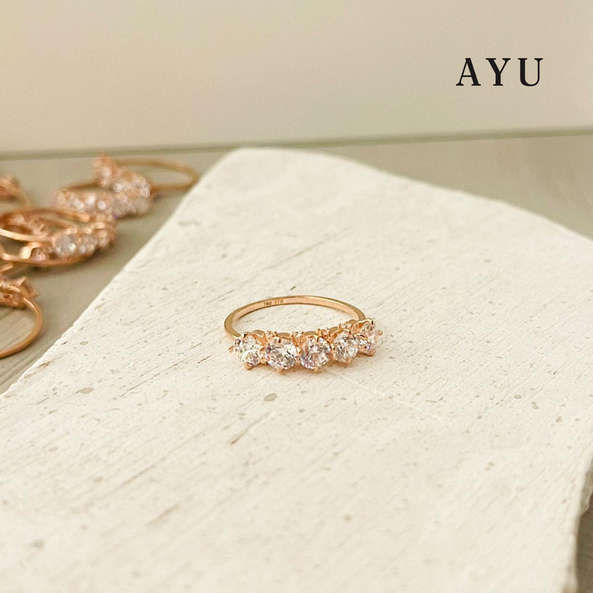 AYU Cincin Emas - 5 Claw Stones With Thin Ring 17k Rose Gold