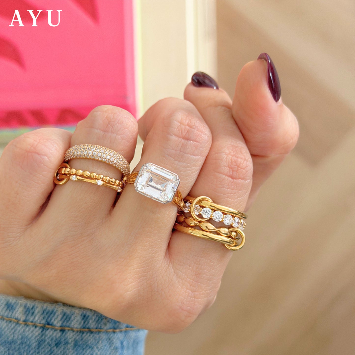 The AYU Georgian Setting In Emerald Solitaire 16k Yellow Gold