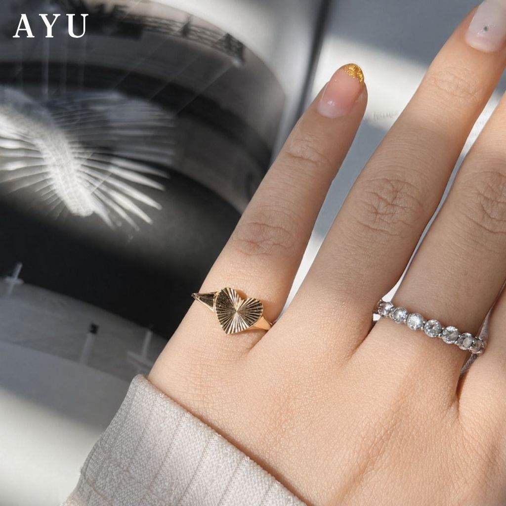 AYU Cincin Emas - Heart Bling Signet Ring 17k White Gold