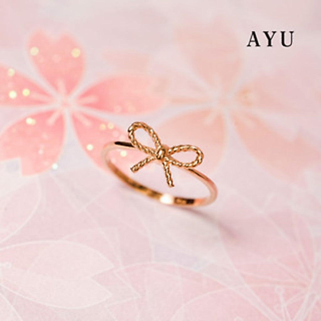 AYU Cincin Emas - Twist Ribbon Ring 17K White Gold
