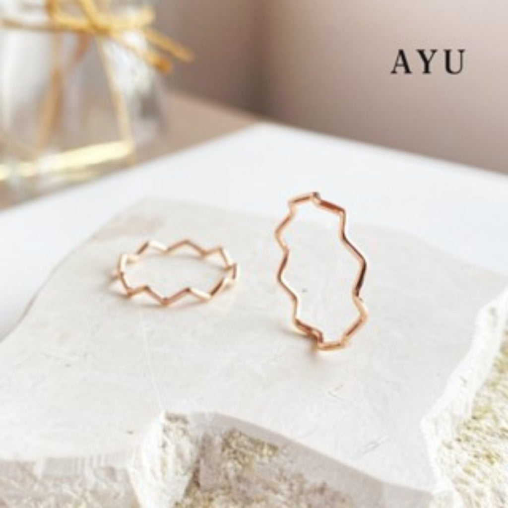 AYU Cincin Emas - Gold Wave Stack 17K White Gold