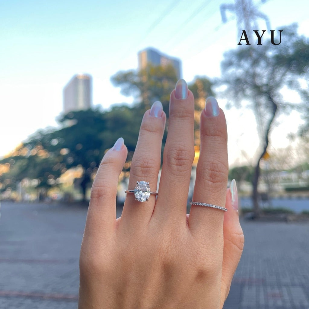 AYU Cincin Emas - The Ayu Setting In Glam Oval Cut 17k White Gold