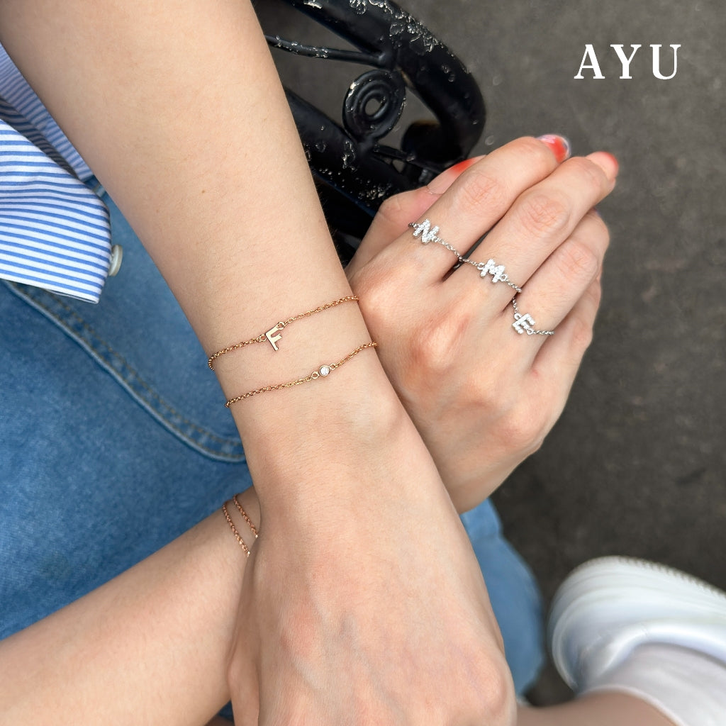 AYU Gelang Emas - Pave Initial Double Layer With Bezel Chain Bracelet 17k White Gold