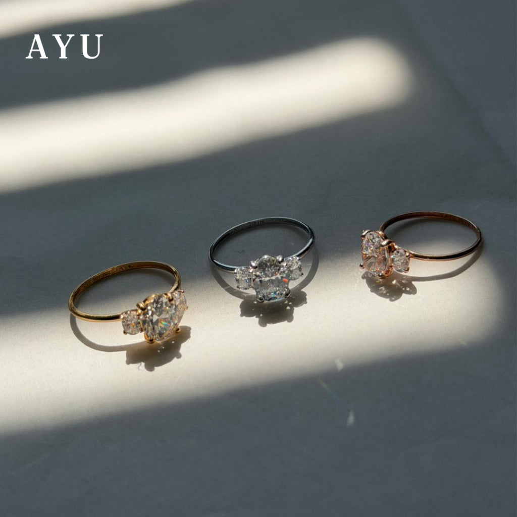 AYU Cincin Emas - The Legacy Mini Oval Trilogy Solitaire 17k White Gold