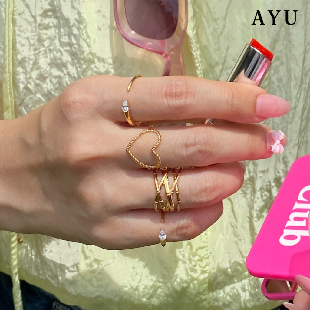 AYU Cincin Emas - Biggie Open Heart Twist Ring 17k Rose Gold