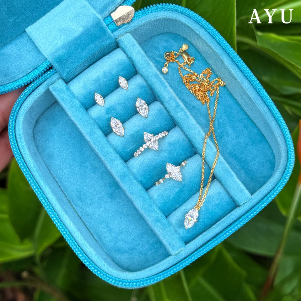 The AYU Mini Selly Spaced Ring 16k Yellow Gold