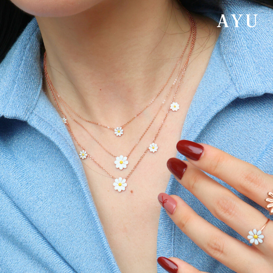 AYU Kalung Emas - Small Daisy Darling Chain Necklace 16k Yellow Gold
