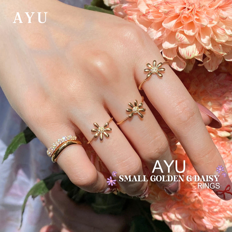 AYU Cincin Emas - Small Golden G Daisy Twist Ring 17k White Gold