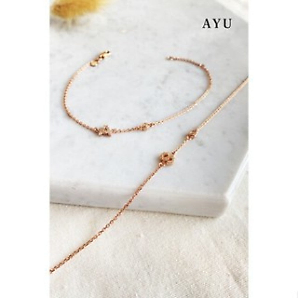 AYU Gelang Emas - Pave Initial With Bezel Chain Bracelet 16k Yellow Gold