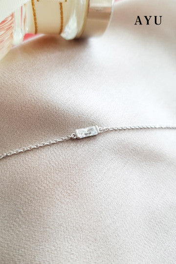 AYU Gelang Emas - Baguette Chain Bracelet 17k White Gold